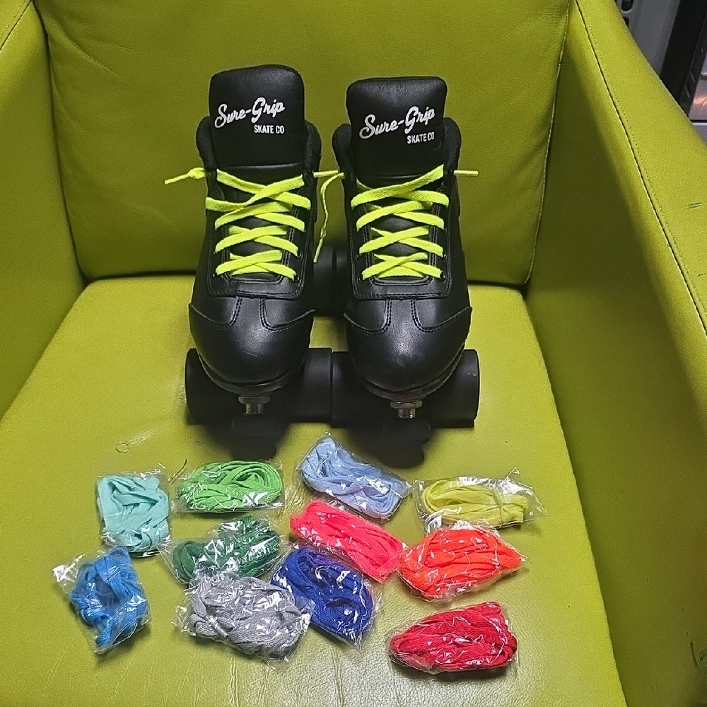 Sure Grip Mens Derby/Jam Skates W/ Extra Colored Laces Of Your Choice!